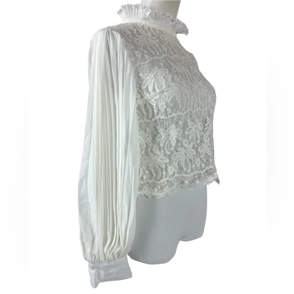 NWT Ruffle lace blouse small - Picture 5 of 9